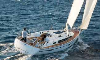 Bavaria Cruiser 37 - GAY1